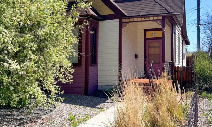 Cheyenne House | Charming 2-bedroom house next to downtown Cheyenne