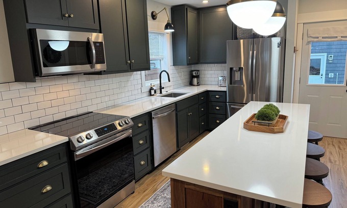 Crosby House | Charming 2-bedroom house with game room WiFi, AC on Cuyuna trails in Crosby