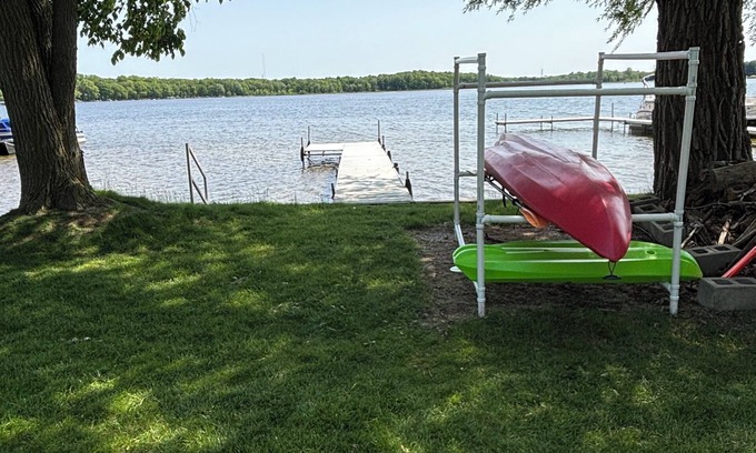 Gregory House | Charming 2-bedroom Lakefront House with Upnorth Feel