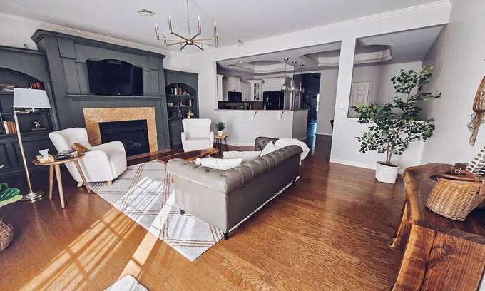 Chambersburg House | Charming 2-bedroom townhome in the heart of Chambersburg