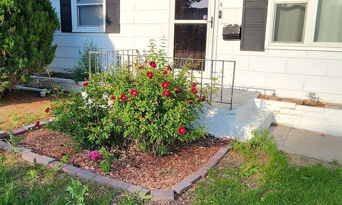 Scottsbluff House | Charming 2-bedroom house in superb Scottsbluff with WiFi, AC