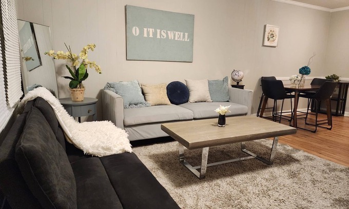 Silver Creek Apartment | Charming 2-bedroom Home near Rome