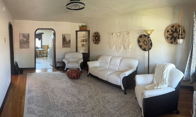 Thermopolis House | Charming 2-bedroom duplex in Thermopolis. Walkable to coffee shops, restaurants.
