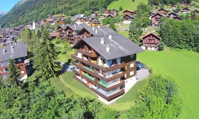 Champery Apartment | Charming 2 rooms practical and comfortable!