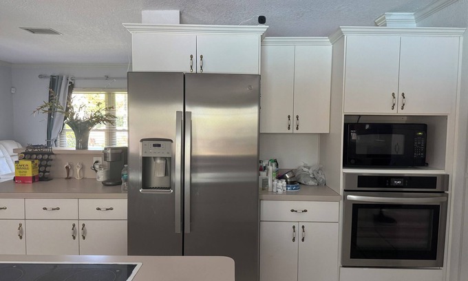 New Port Richey House | Charming 3-bedroom house with AC, WiFi in beautiful New Port Richey