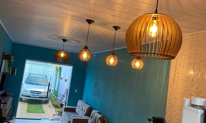 Praia da Armacao do Itapocoroi House | Charming 3-bedroom house with AC, WiFi in lovely Armação Penha