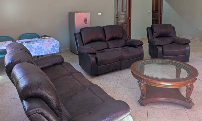 Ahuachapan House | Charming 3-bedroom house with AC, Hot Water, Swimming pool, in Ahuachapan