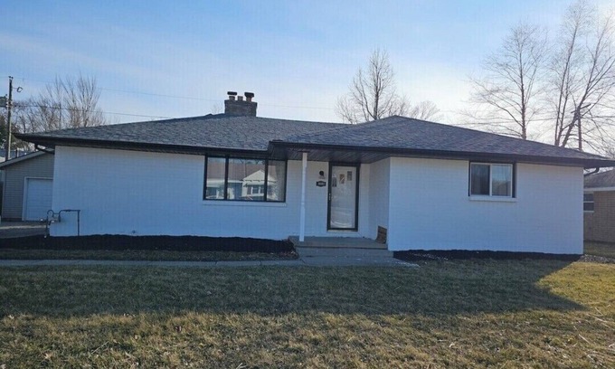 Lafayette House | Charming 3-bedroom house located 10 minutes from Purdue University