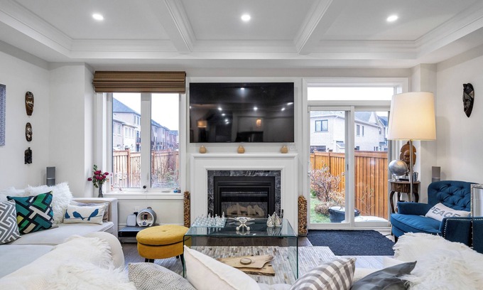 Whitby House | Charming 3-bedroom home in Whitby, just a short walk from Thermea Spa Whitby.