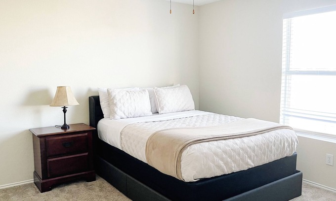 Mesquite House | Charming 3-bedroom house with fitness room, WiFi in peaceful Mesquite