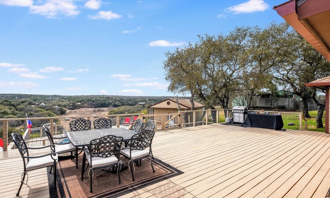Burnet House | Charming 3-bedroom house in Burnet, TX on Lake Buchanan with WiFi, AC