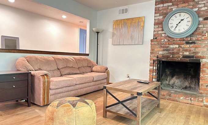 Central Davis House | Charming 3-bedroom house in lovely Davis 5 minutes from downtown Davis