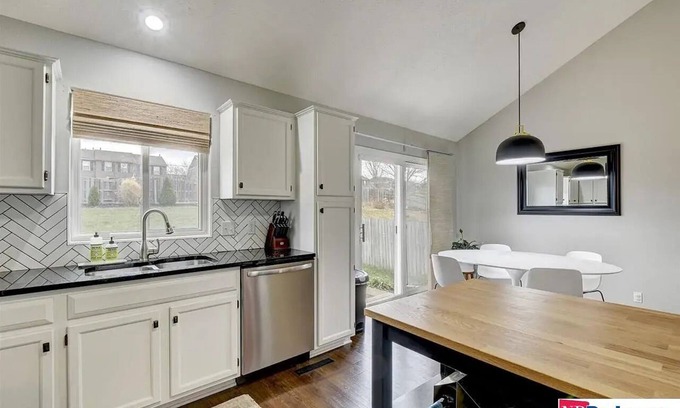 North Central Omaha House | Charming 3-bedroom house with AC and WiFi in welcoming Omaha