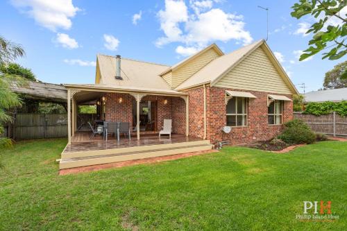 Silverleaves House | Charming 3-Bedroom Retreat