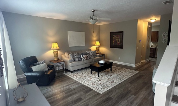 Thunderbolt House | Charming 3-bedroom townhome in Savannah, Ga