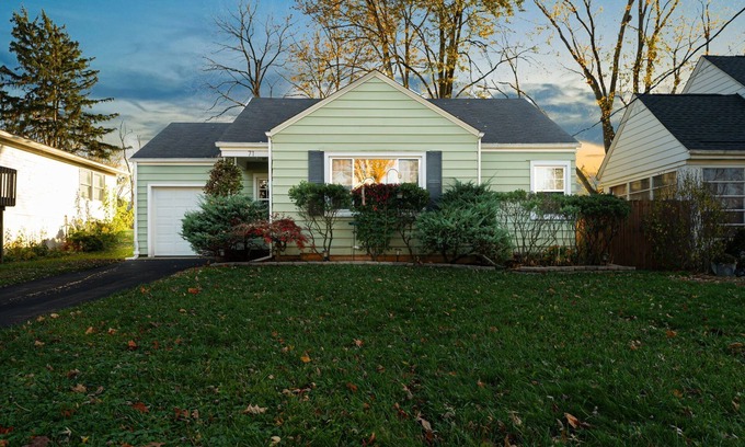 Westerville House | Charming 3-bedroom house with WiFi and AC in Pleasant Westerville