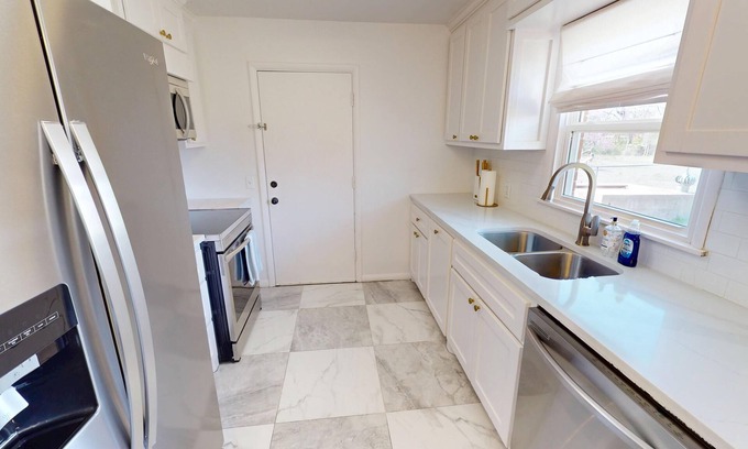 Stillwater House | Charming 3Bedroom home - 1 mile from Boone Pickens Stadium!