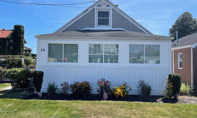 Old Saybrook House | Charming 3BR home-water views and 1 min walk to desirable Cornfield Point Beach!