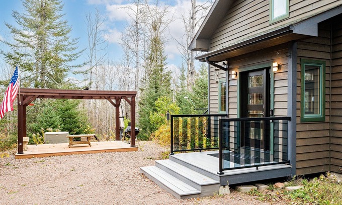 Grand Marais House | Charming 3BRCabin NearLutsen, GrandMarais + Arcade