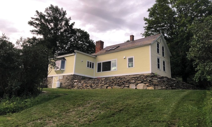 Middletown Springs Other | Charming 4-bedroom farmhouse with WiFi, AC in Enchanting Middletown Springs