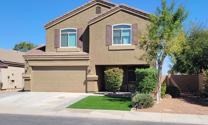 Dos Rios House | Charming 4 bed/3 bath house, full amenities!