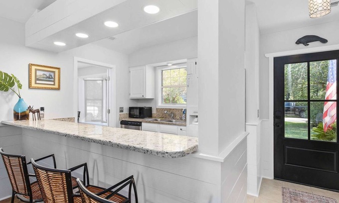 Pawleys Island House | Charming 4-bedroom house w/heated plunge pool and only 3 miles to the beach!