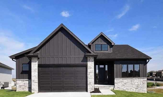 Omaha House | Charming 4-bedroom house in peaceful Omaha - near Gretna