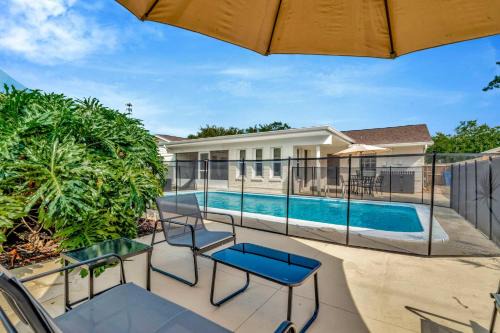 Carrollwood House | Charming 4BR Tampa Escape with Pool Game room