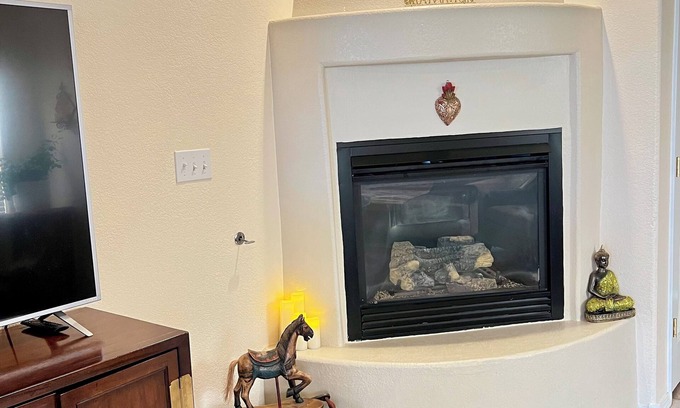 Rio Rancho House | Charming and Cozy 3-bedroom house with WiFi, in superb Rio Rancho