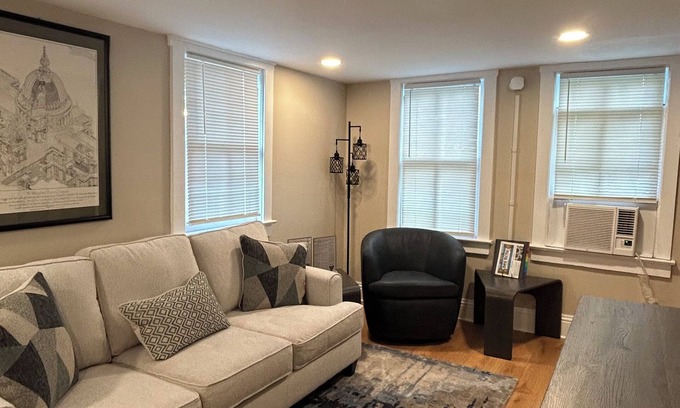 Sanford Apartment | Charming and Tranquil 1-bedroom apartment close to Historic Downtown Sanford