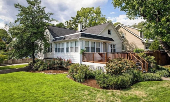Annapolis House | Charming Annapolis Home with Cozy Outdoor Hangout