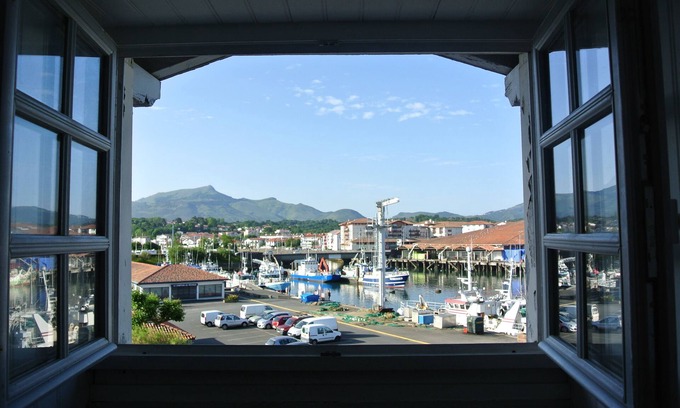Saint-Jean-de-Luz Apartment | Charming apartment overlooking the port of St Jean de Luz and the mountains