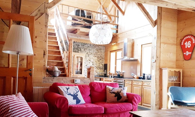 Saint-Marcel Cottage | Charming apartment in a chalet in the heart of the 3 Valleys