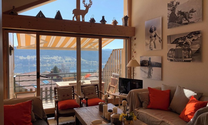 Les Grangettes Apartment | Charming apartment on Lake Saint-Point