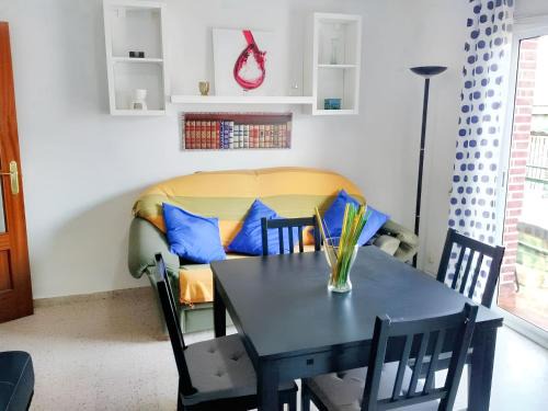 Plaza de Toros-Doctores-San Lazaro Apartment | Charming apartment historic centre Granada 80 m² + balcony