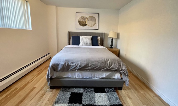 Laval Apartment | Charming apartment in Laval
