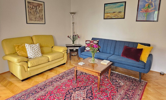 Dorcol Apartment | Charming apartment in the heart of the old town.