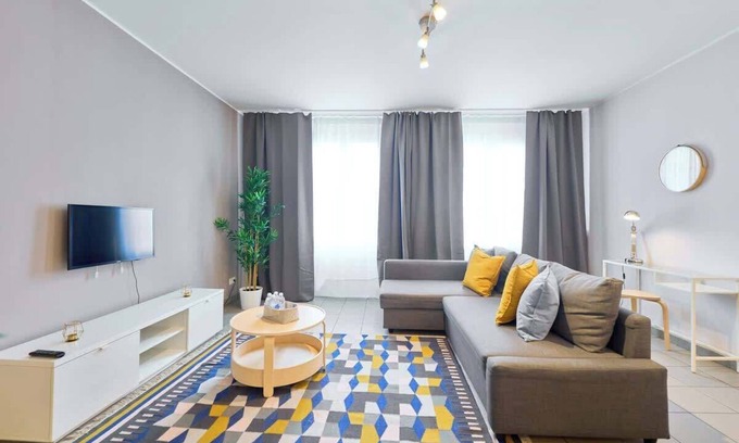 Lower Town Apartment | Charming Apt in Heart of Grand Place 1