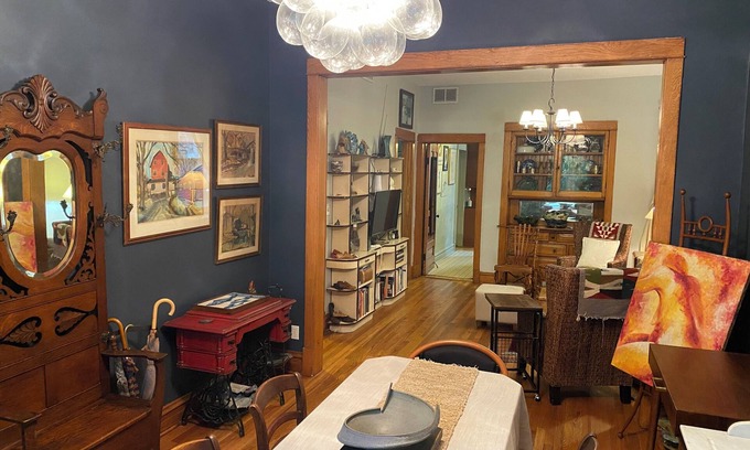 Logan Square Apartment | Charming art filled Chicago 3 bedroom in popular Logan Square. Lovely yard.
