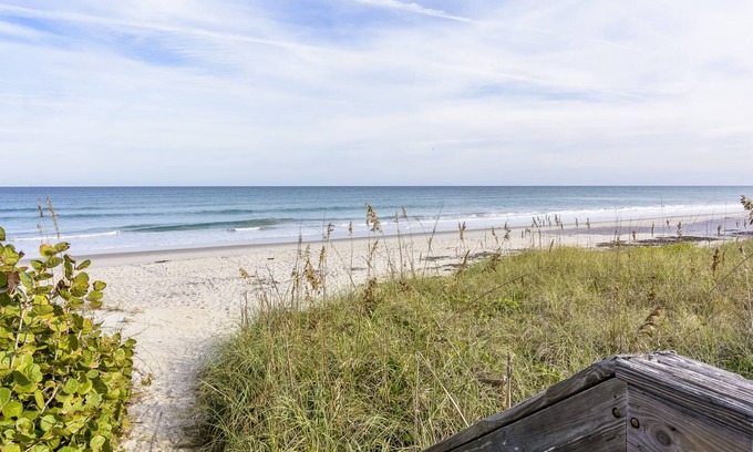 Indialantic House | Charming Beach-Side Retreat