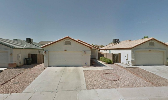 Deer Valley House | Charming bedroom in a house with WiFi, AC, & more in welcoming Phoenix!