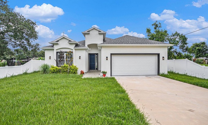 Greater Palm River Point CDC House | Charming Brand New 3-bedroom house with WiFi and AC in lovely Tampa