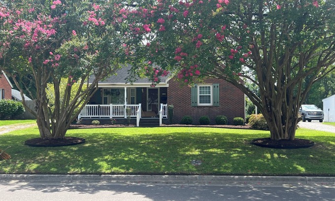 Edenton House | Charming brick home in a historic 18th century waterfront town.