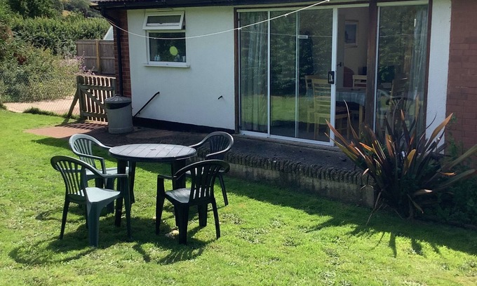 Watchet House | Charming Bungalow , much upgraded Near a beach ,farm shop and steam railway