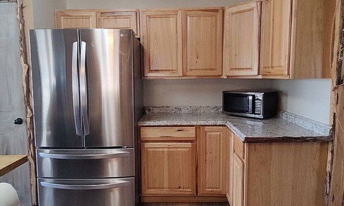 Hico Cabin | Charming cabin in Hico with AC - perfect for a cozy getaway