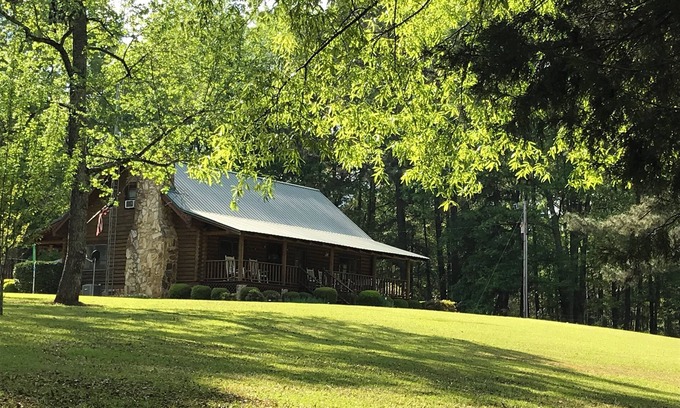 Crawfordville Cabin | Charming Cabin on 50 Wooded Acres with Pond & Pool. Great for families & friends