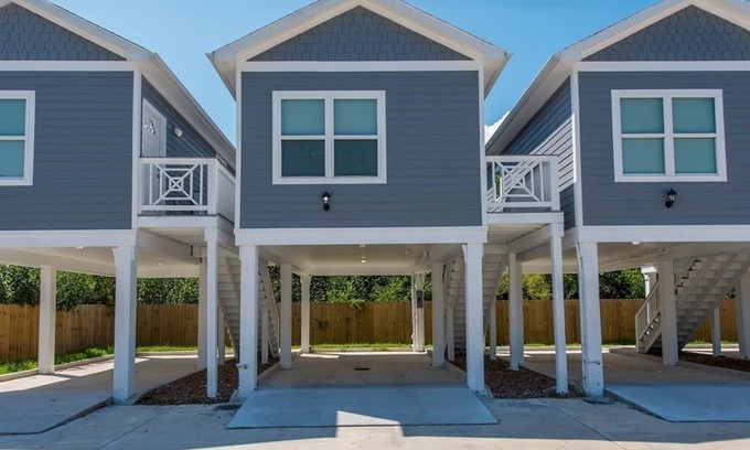 San Leon Cabin | Charming cabin with full kitchen! Unit 6/6