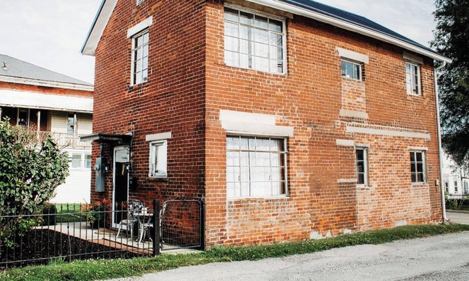 Kenton House | Charming Carriage house