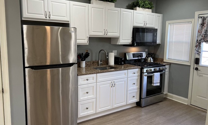 Baltimore House | Charming Catonsville Area Townhome