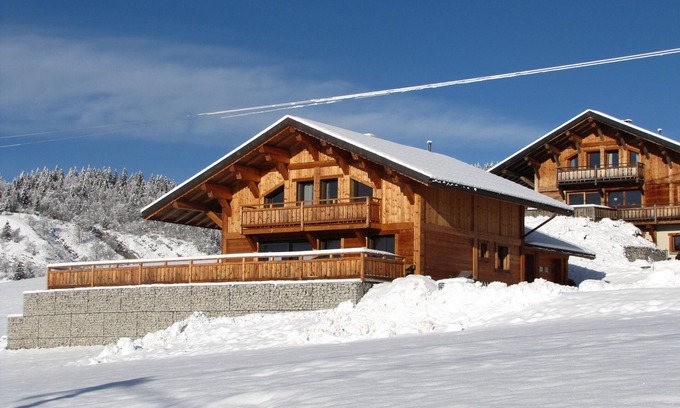 Foncine-le-Haut Ski Chalet | Charming chalet "les Eterles" 4 épis gite de france overlooking the valley